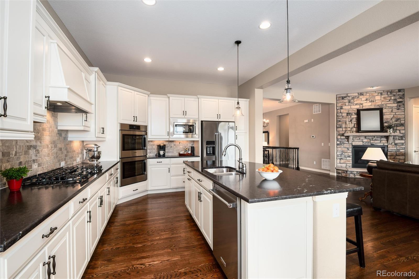 634 Hiddenbrook Court Highlands Ranch, CO 80126 - Photo 16 of 48 Gallery Image 16