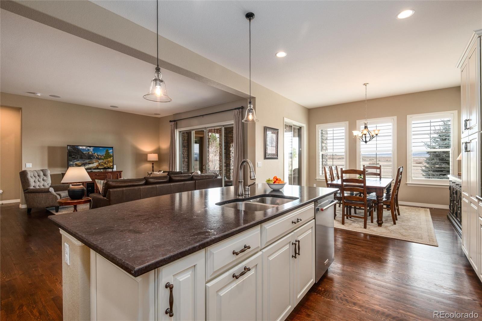 634 Hiddenbrook Court Highlands Ranch, CO 80126 - Photo 17 of 48 Gallery Image 17