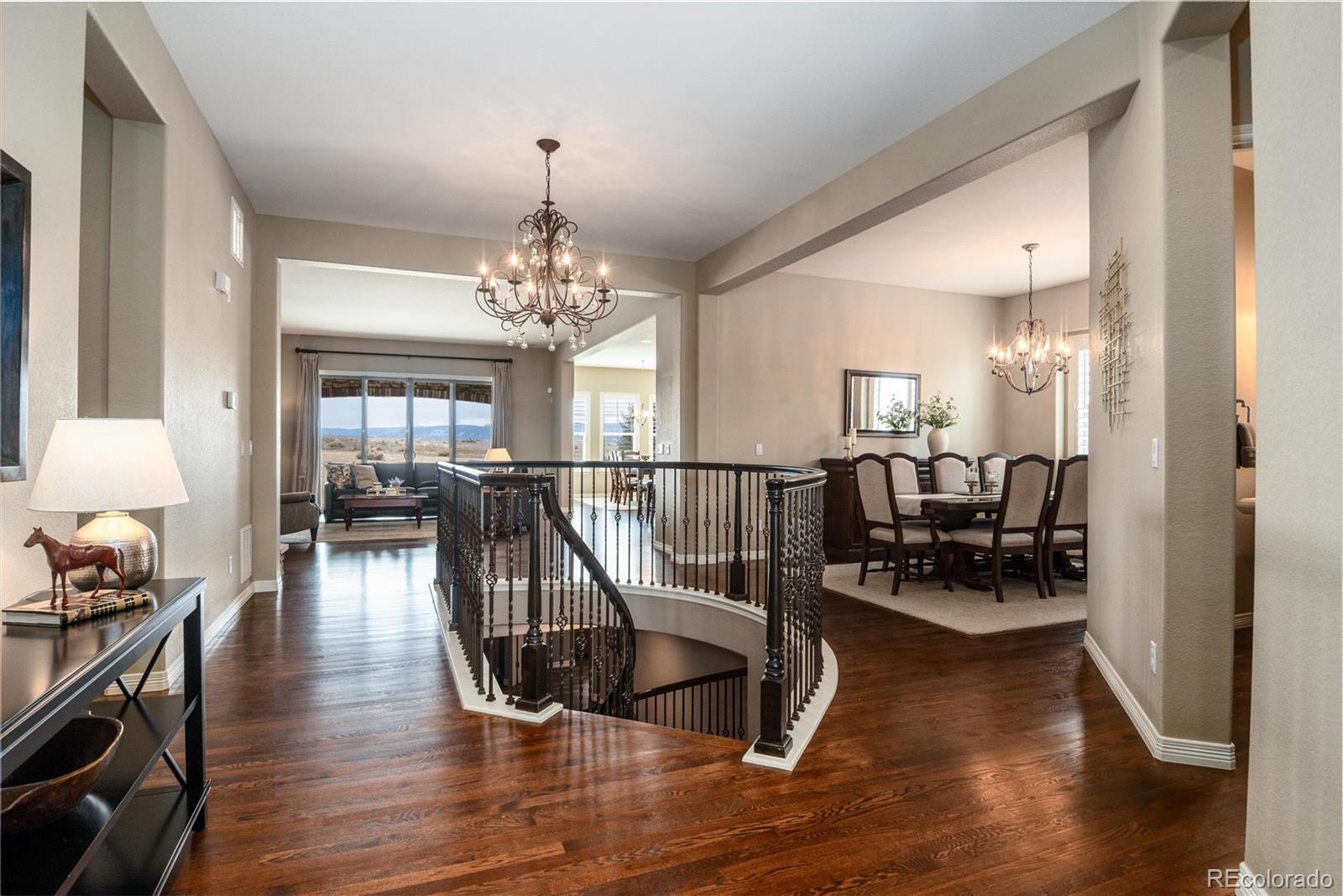 634 Hiddenbrook Court Highlands Ranch, CO 80126 - Photo 5 of 48 Gallery Image 5