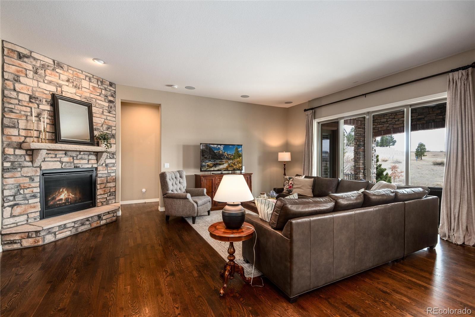 634 Hiddenbrook Court Highlands Ranch, CO 80126 - Photo 8 of 48 Gallery Image 8