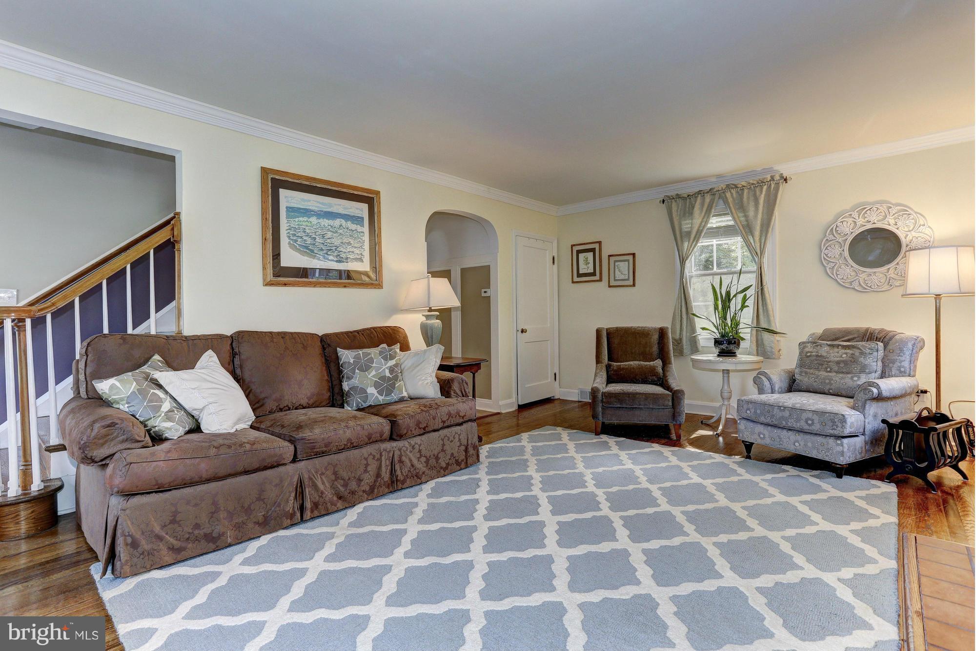 907 Weatherbee Road Towson, MD 21286 - Photo 13 of 30 Large with plenty of room for TV, entertaining.
