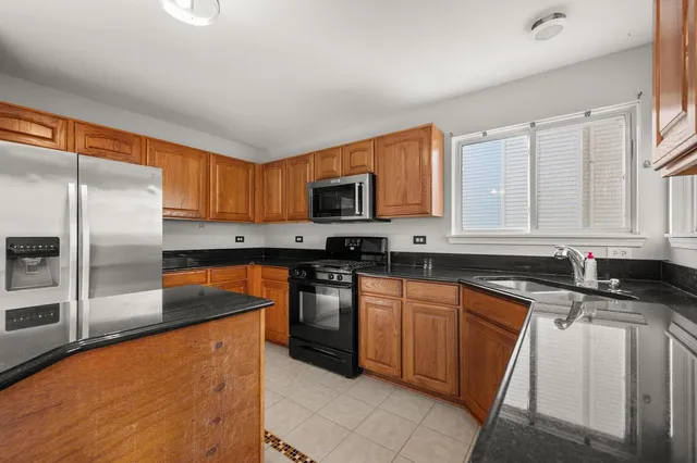 $499,900 | 2673 Wydown Lane, Aurora, IL 60502