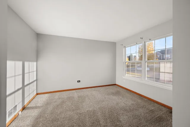 $499,900 | 2673 Wydown Lane, Aurora, IL 60502