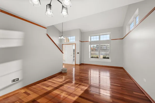 $499,900 | 2673 Wydown Lane, Aurora, IL 60502