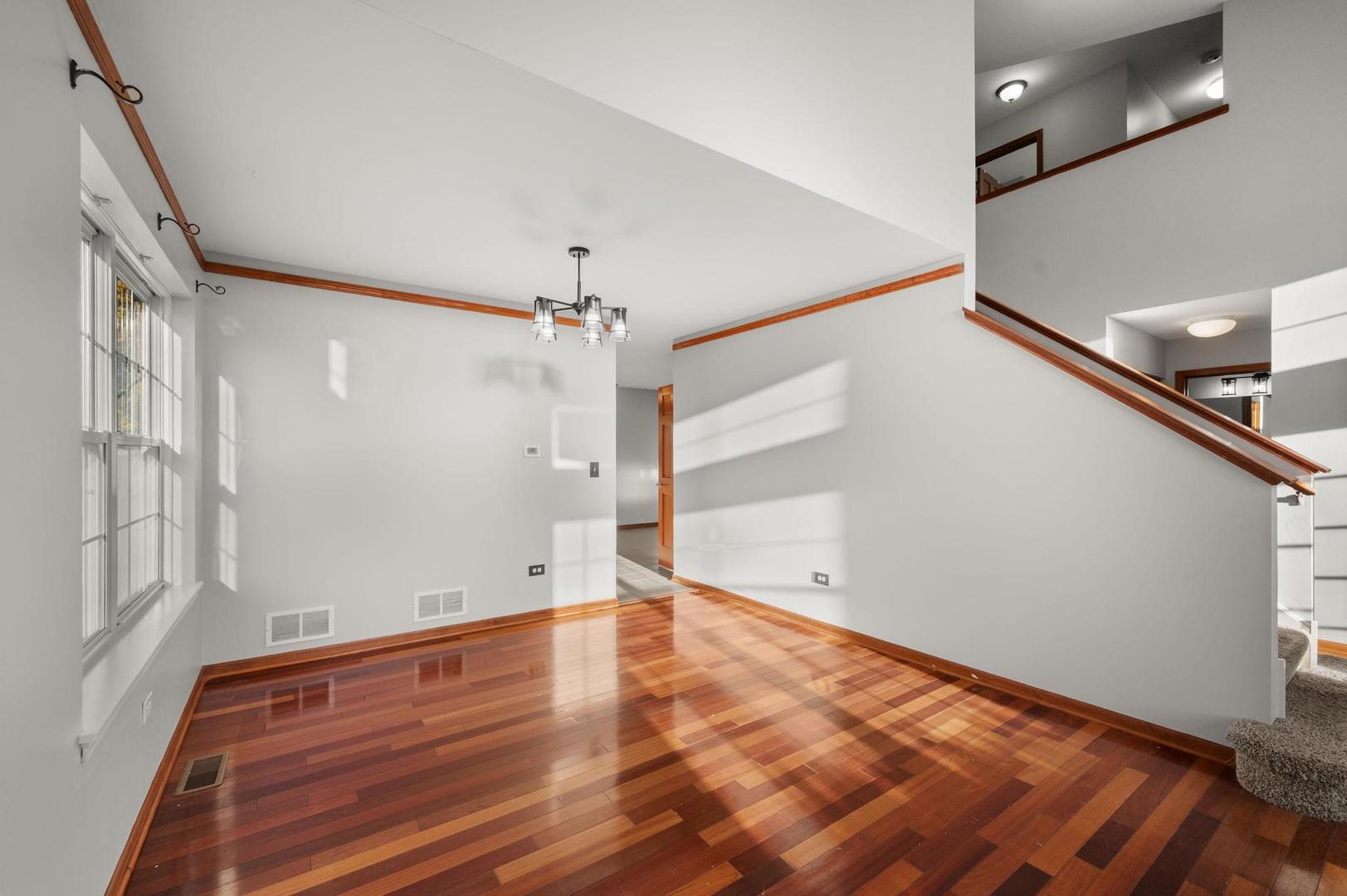 2673 Wydown Lane Aurora, IL 60502 - Photo 7 of 31