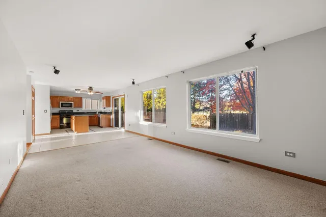 $499,900 | 2673 Wydown Lane, Aurora, IL 60502