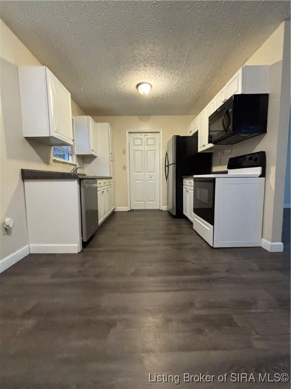 526 Pilgrim Way Salem, IN 47167 - Photo 6 of 23