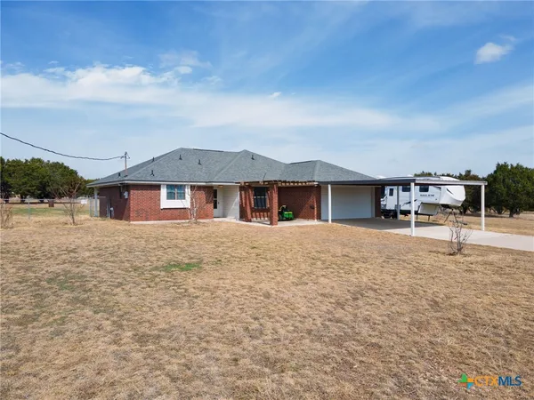 $345,000 | 554 County Road 4707, Kempner, TX 76539