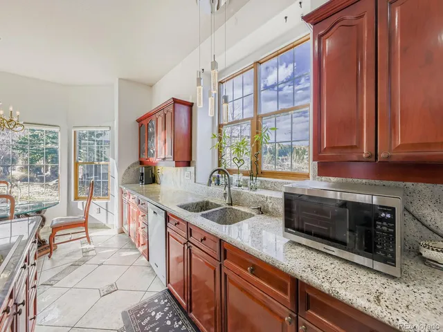 $1,650,000 | 16113 Canyon Wren Way, Morrison, CO 80465