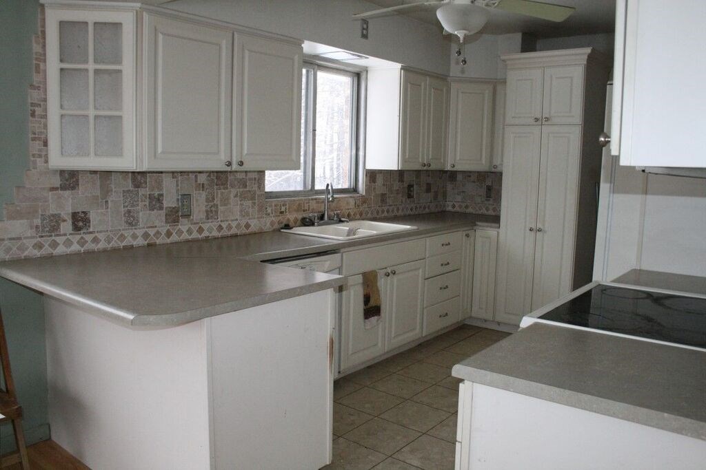 5460 Newberry Road Durand, MI 48429 - Photo 5 of 18 31280284-4.JPG