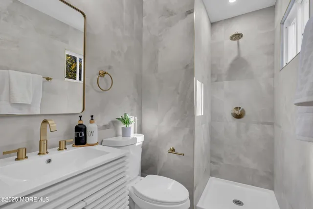 $559,000 | 33 Lake Drive, Roosevelt, NJ 08555