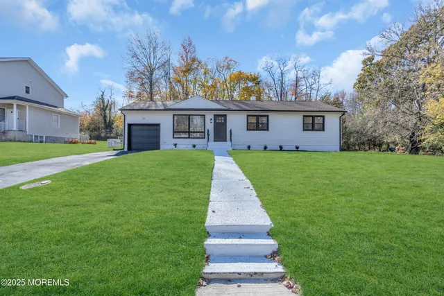 $559,000 | 33 Lake Drive, Roosevelt, NJ 08555
