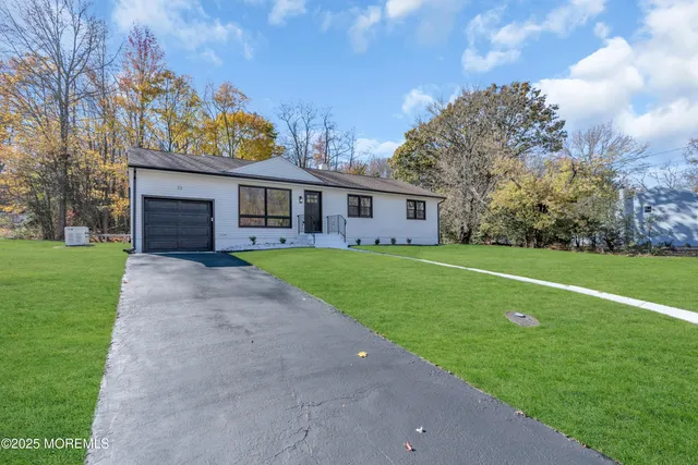 $559,000 | 33 Lake Drive, Roosevelt, NJ 08555