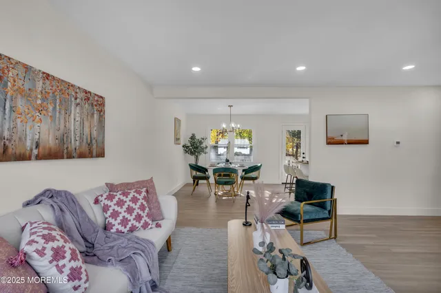 $559,000 | 33 Lake Drive, Roosevelt, NJ 08555