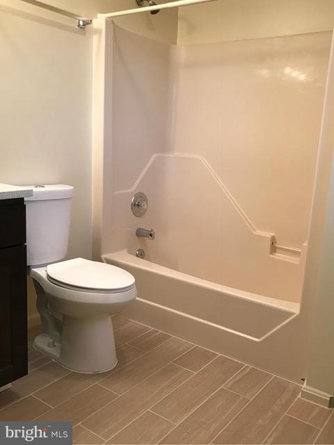 217 Roth Avenue Taneytown, MD 21787 - Photo 17 of 29 Bath (Master)