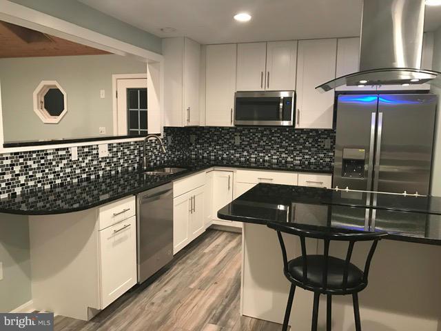 217 Roth Avenue Taneytown, MD 21787 - Photo 5 of 29 Kitchen
