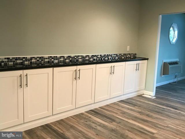 217 Roth Avenue Taneytown, MD 21787 - Photo 9 of 29 Kitchen