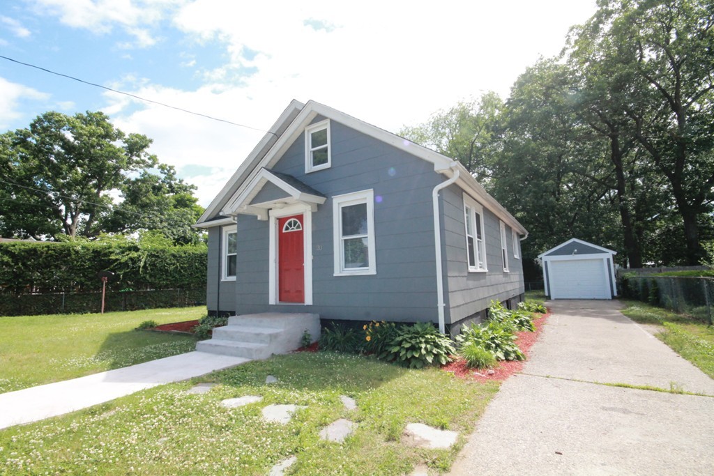 20 Arthur Street Springfield, MA 01104 - Photo 3 of 20