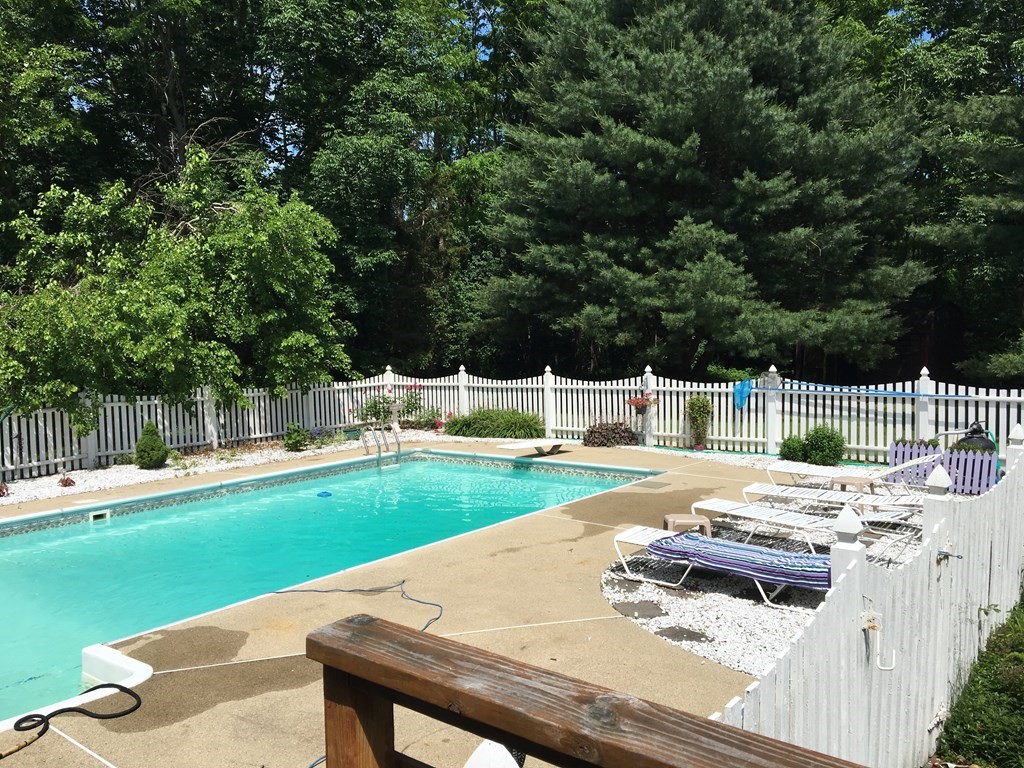 29 Richards Road Southborough, MA 01772 - Photo 34 of 35 Gallery Image 34