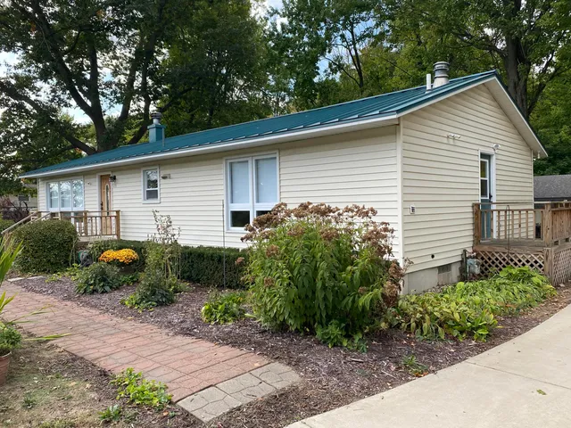 $310,000 | 233 Westwood Avenue, Fremont, MI 49412