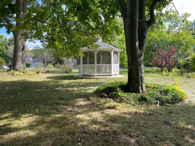 $310,000 | 233 Westwood Avenue, Fremont, MI 49412