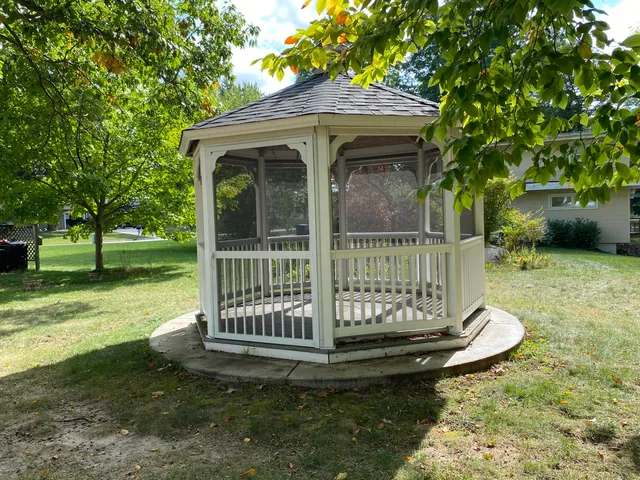 $310,000 | 233 Westwood Avenue, Fremont, MI 49412