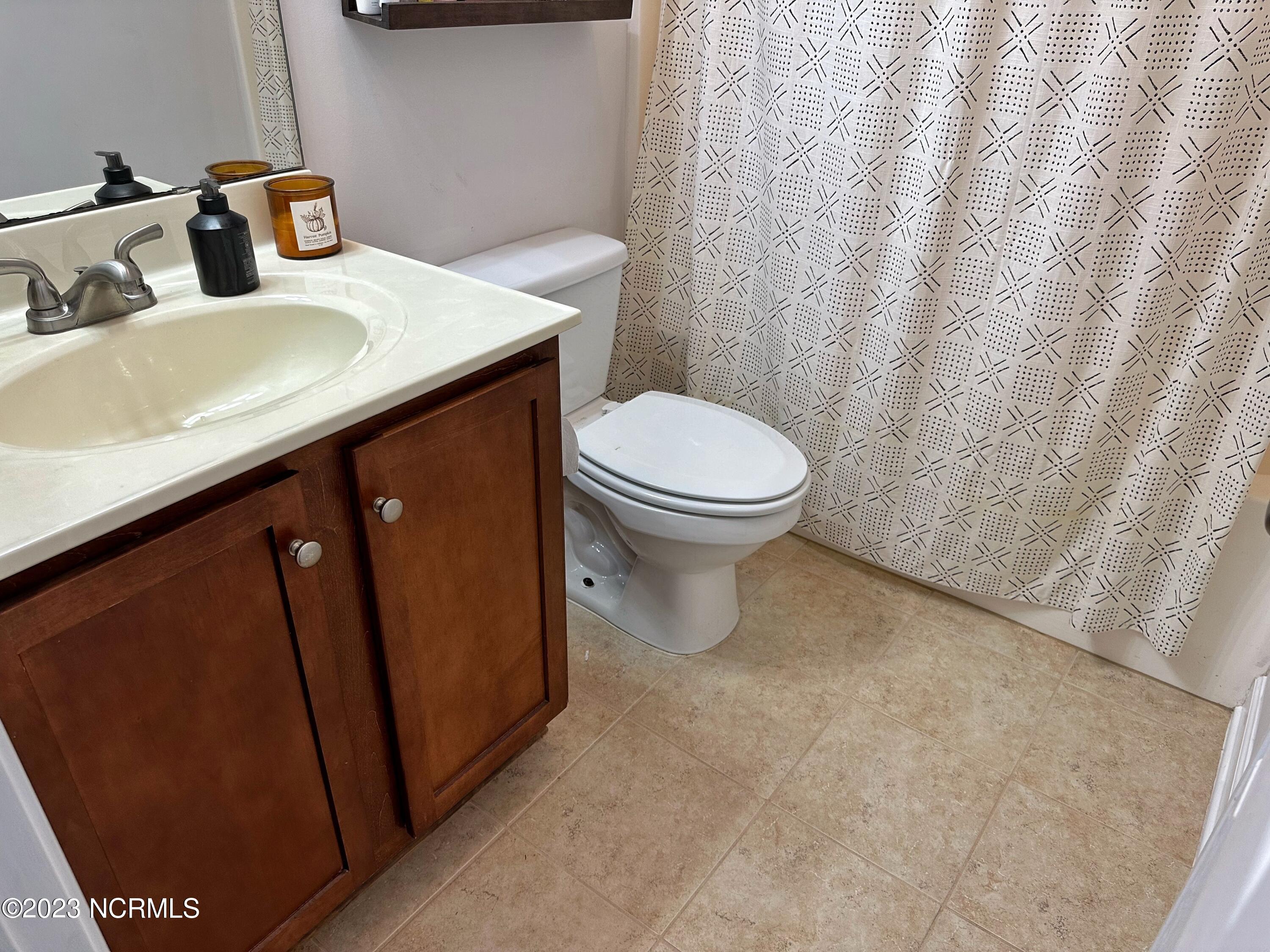 317 Inverness Drive Hubert, NC 28539 - Photo 20 of 40 Fullbath