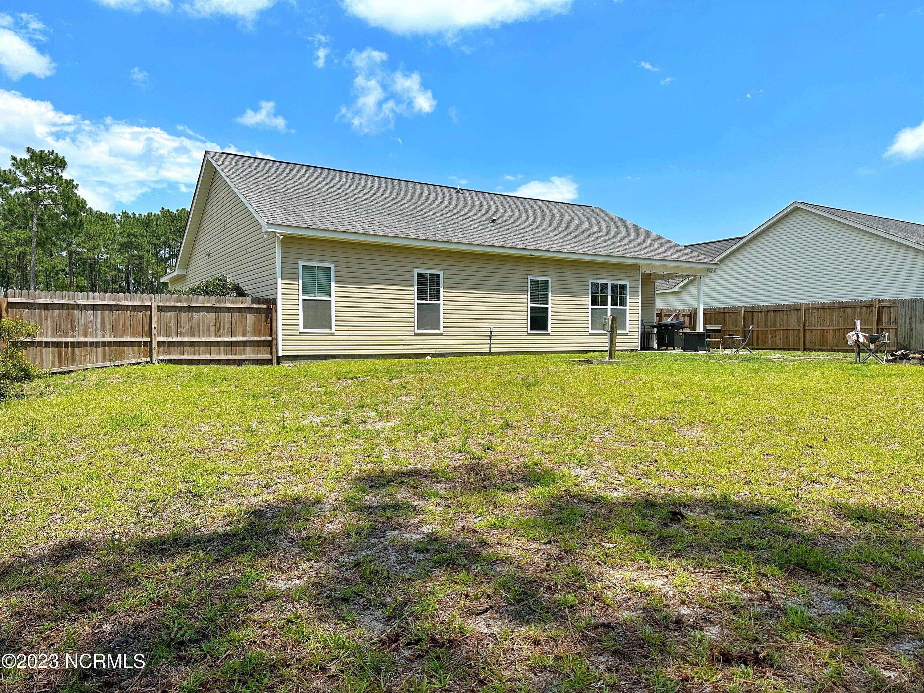 317 Inverness Drive Hubert, NC 28539 - Photo 40 of 40 Backyard(3)