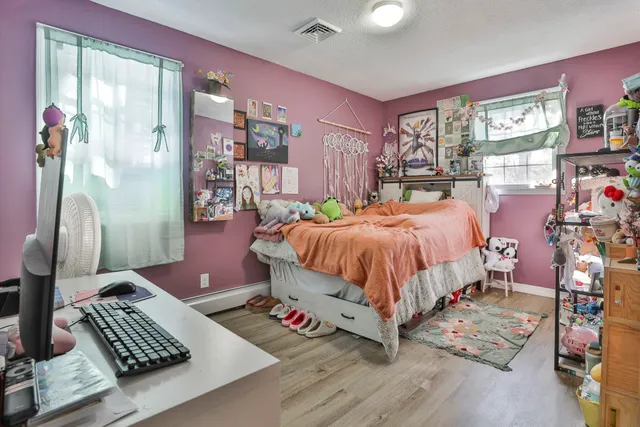 $519,900 | 668 West Hollis Street, Nashua, NH 03062