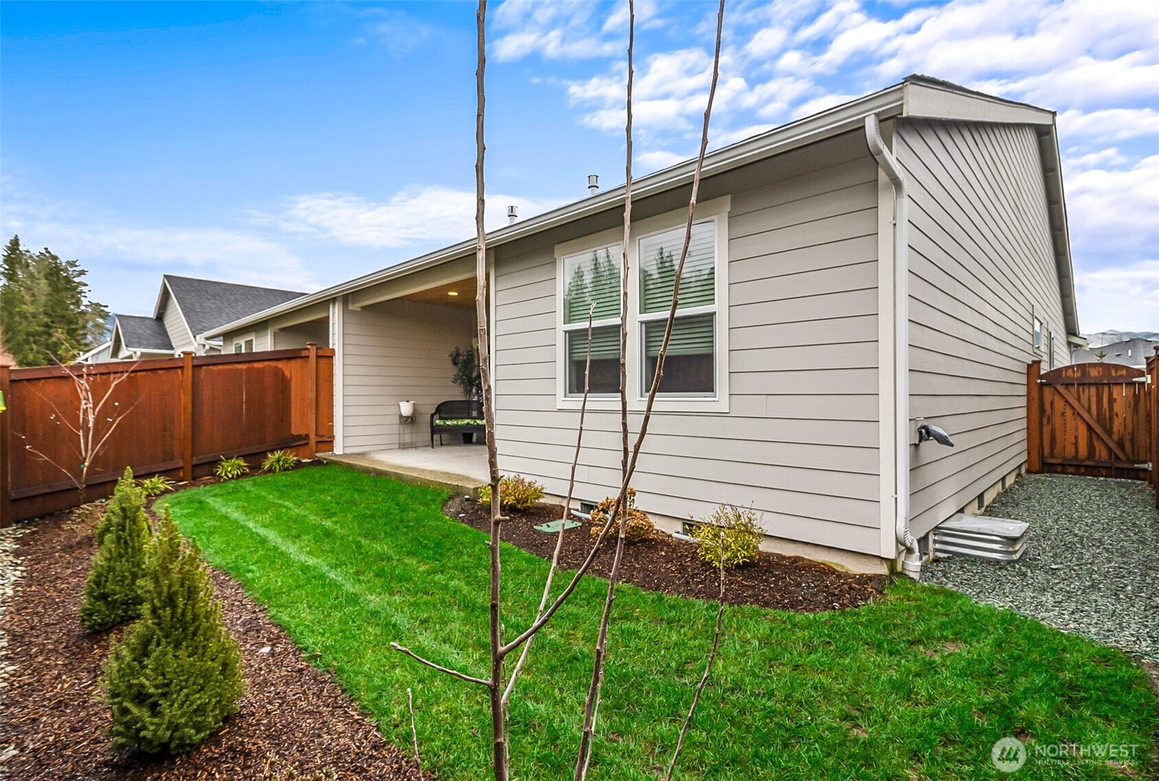 772 Parkland Loop Sedro-Woolley, WA 98284 - Photo 32 of 40 a view of a house with backyard