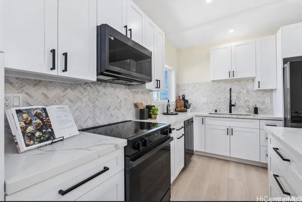 $7,200 | 1364 Frank Street, Honolulu, HI 96816