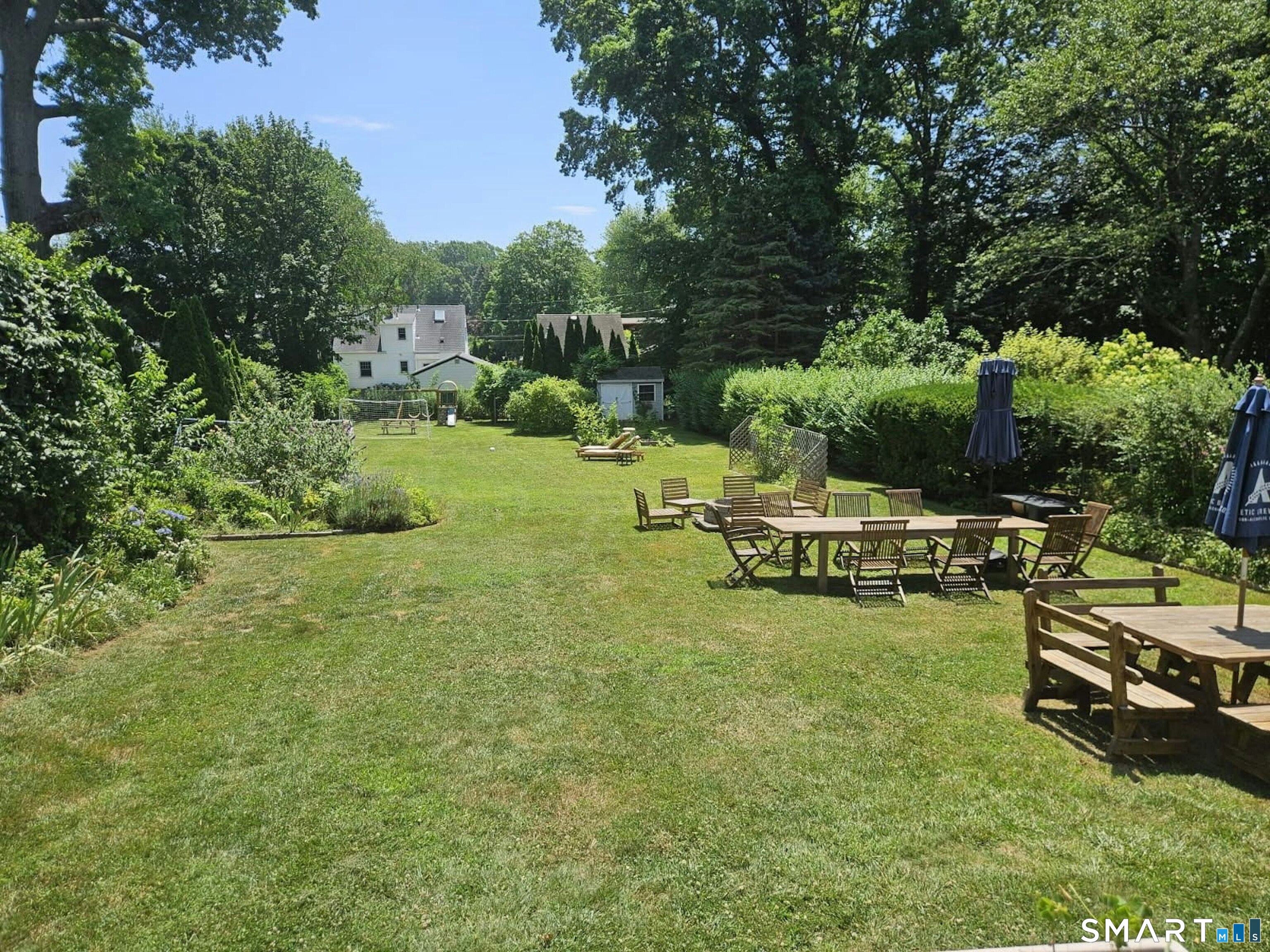 201 Judd Street Fairfield, CT 06824 - Photo 26 of 32