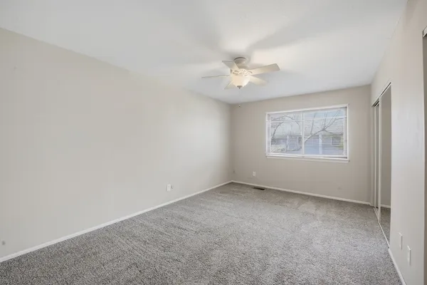 $1,800 | 555 Russell Road, Unit E29, Westfield, MA 01085