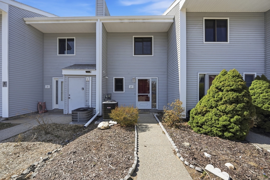 555 Russell Road, Unit E29 Westfield, MA 01085 - Photo 2 of 20