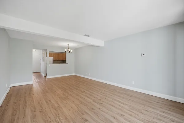 $1,800 | 555 Russell Road, Unit E29, Westfield, MA 01085