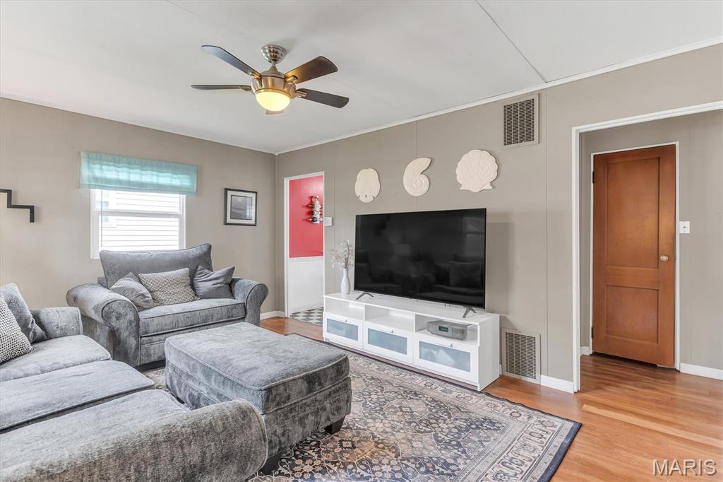 6800 Wanda Avenue St. Louis, MO 63116 - Photo 13 of 30