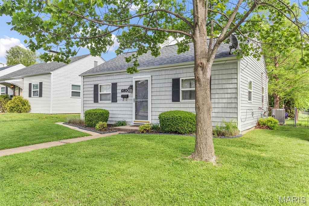6800 Wanda Avenue St. Louis, MO 63116 - Photo 2 of 30