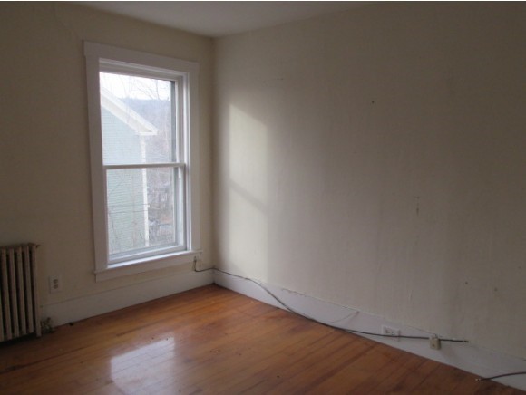 85 Crescent Street Rutland, VT 05701 - Photo 7 of 13 Gallery Image 7