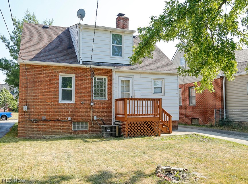 4125 Ellison Road South Euclid, OH 44121 - Photo 4 of 30