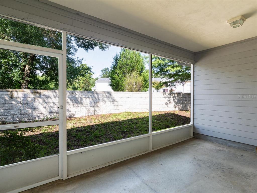 1565 Northwest 29 Road, Unit 4 Gainesville, FL 32605 - Photo 25 of 27 Gallery Image 25