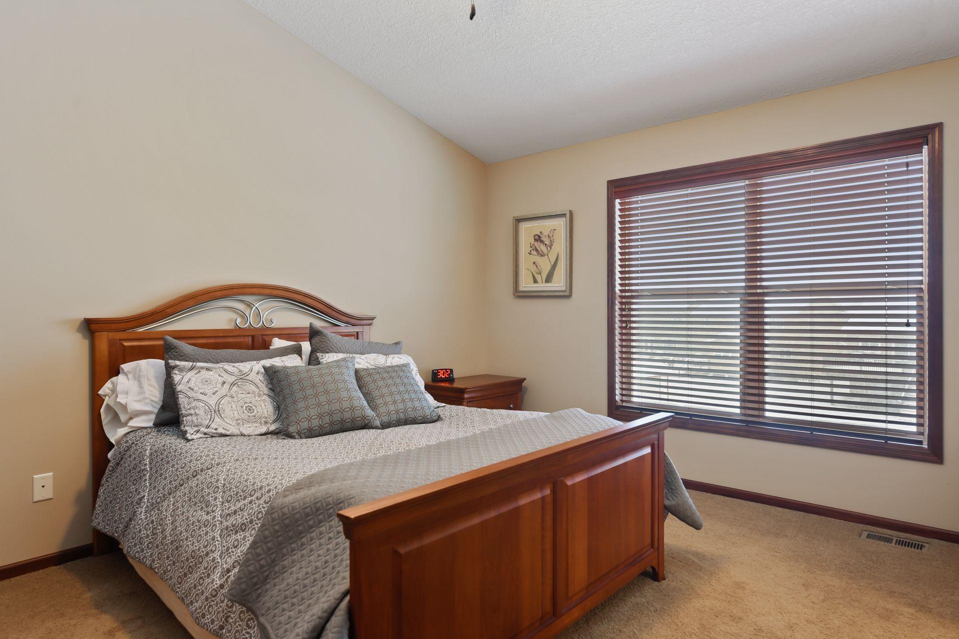 2807 Hawk Ridge Road Northwest Prior Lake, MN 55372 - Photo 14 of 31 Gallery Image 14