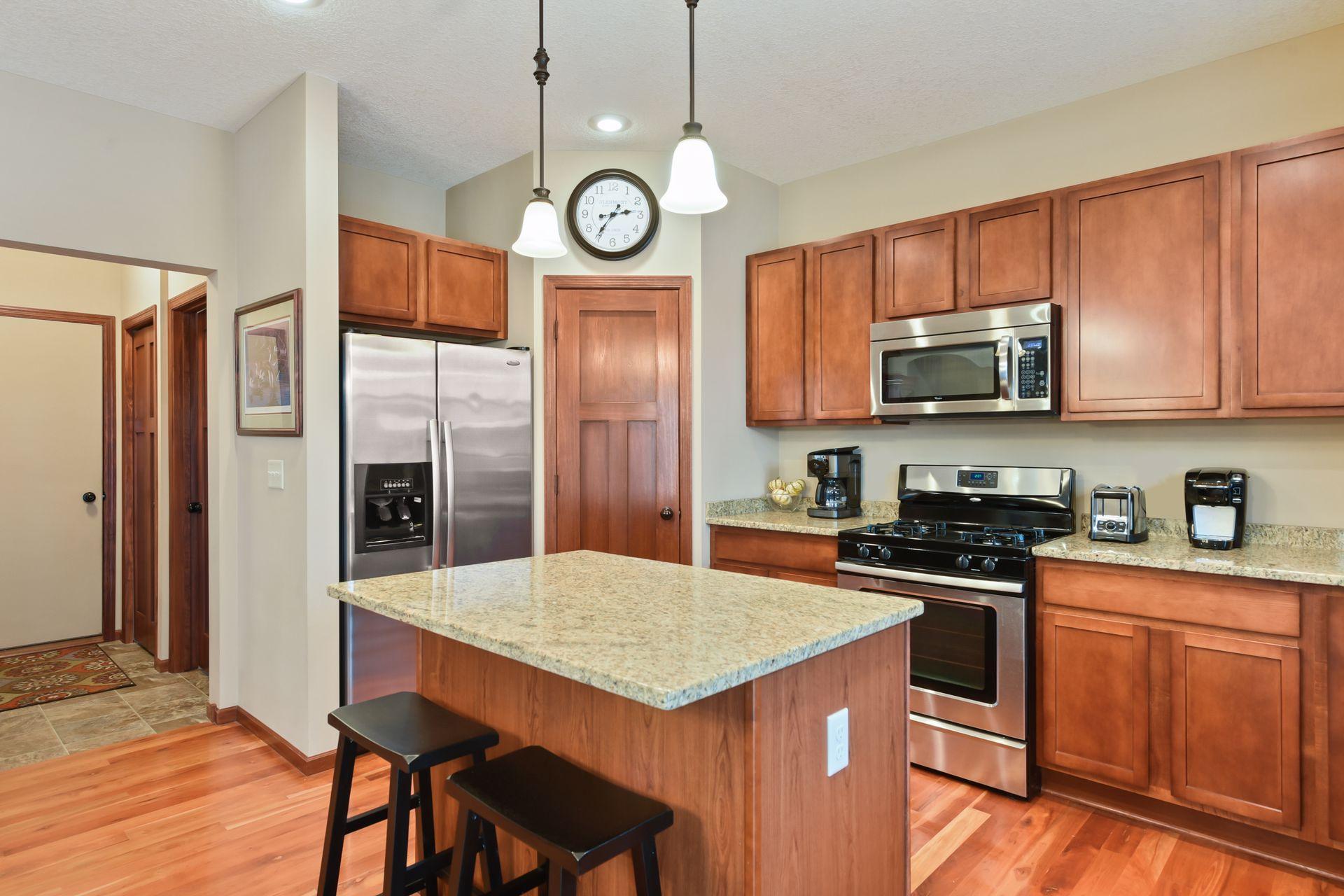 2807 Hawk Ridge Road Northwest Prior Lake, MN 55372 - Photo 9 of 31 Gallery Image 9