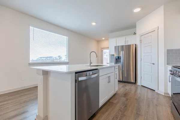$1,800 | 305 Fairfax Avenue, San Marcos, TX 78666