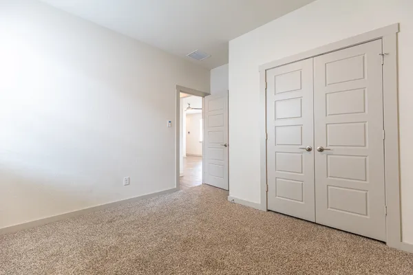$1,800 | 305 Fairfax Avenue, San Marcos, TX 78666