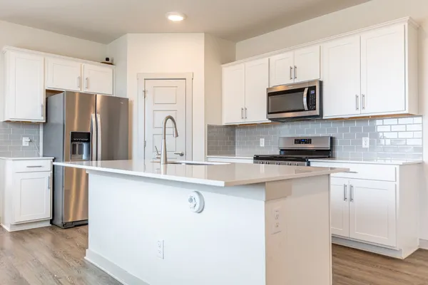 $1,800 | 305 Fairfax Avenue, San Marcos, TX 78666