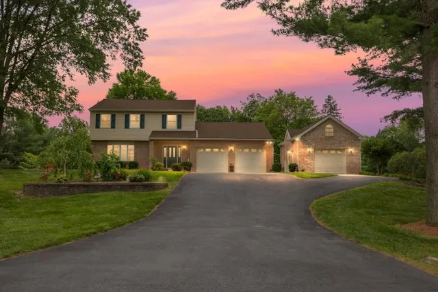 $895,000 | 536 Dawson Tract, Hockessin, DE 19707