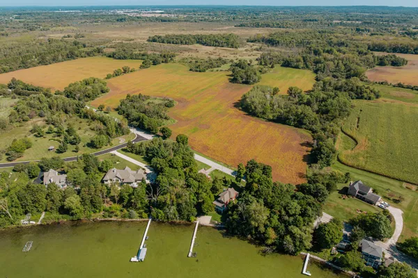 $4,550,000 | 329 South Golden Lake Road, Summit, WI 53066