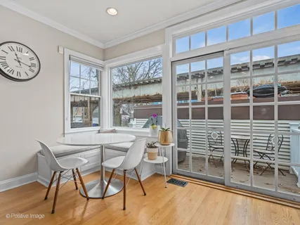 $1,050,000 | 2124 West Eastwood Avenue, Chicago, IL 60625