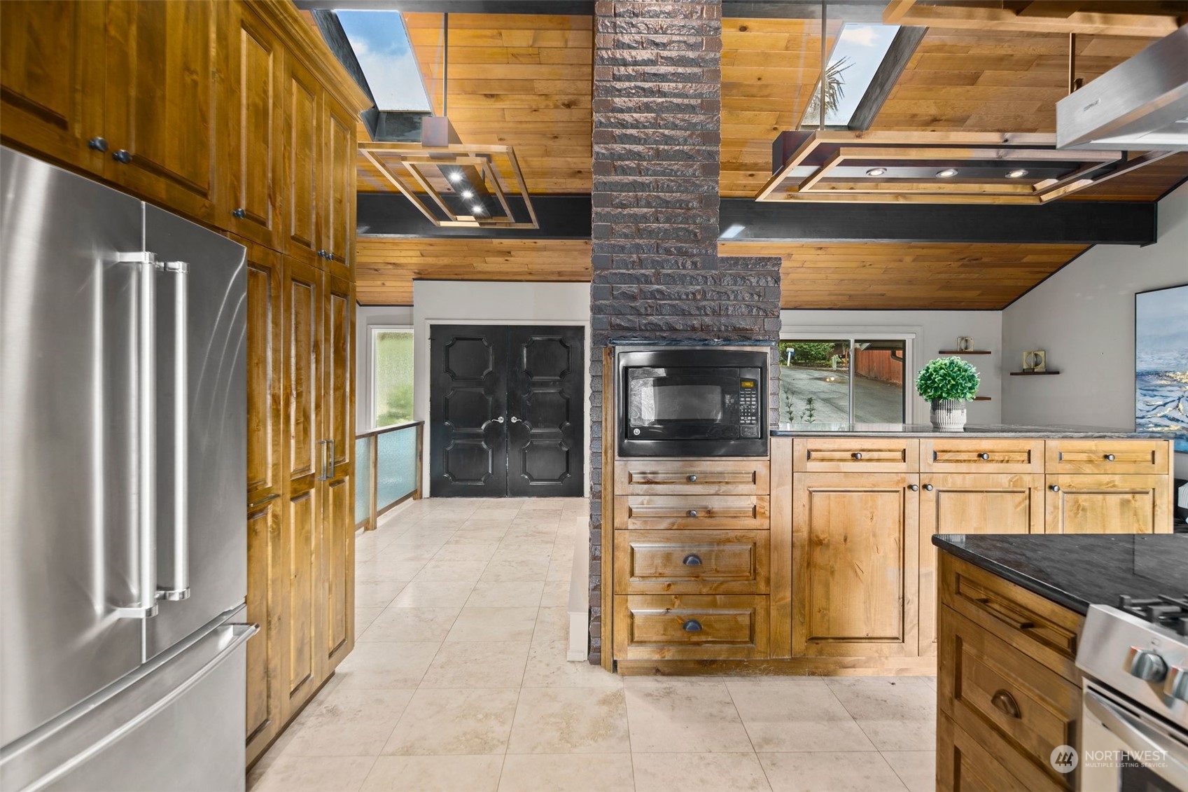 18135 146th Avenue Southeast Renton, WA 98058 - Photo 13 of 40 Gallery Image 13