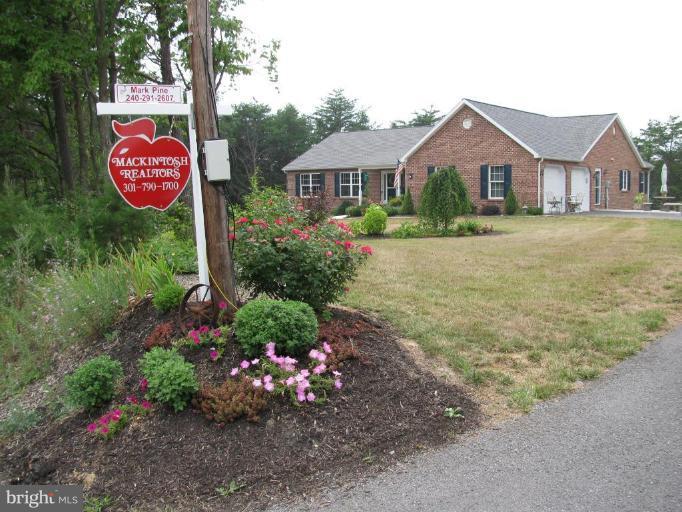 13726 Orchard Ridge Road Hancock, MD 21750 - Photo 1 of 30 Exterior (Main)